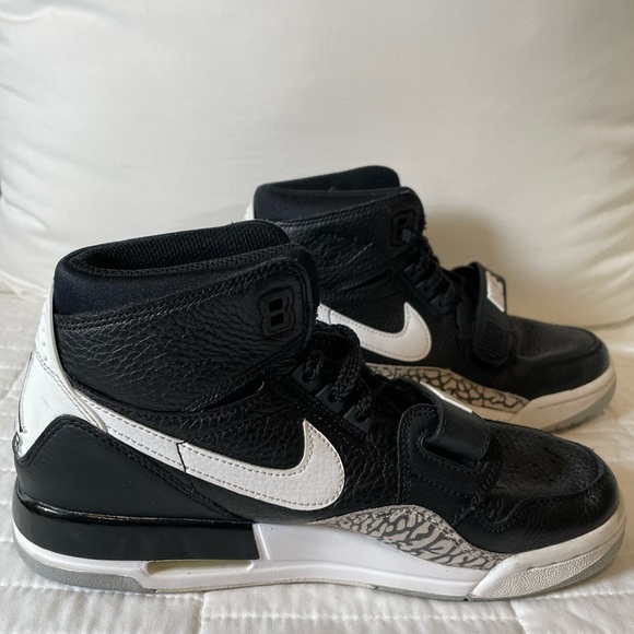 Air Jordan Boys Legacy 312 AT4040-001 Black Cement High Sneakers Size 6.5 Youth - Picture 5 of 14